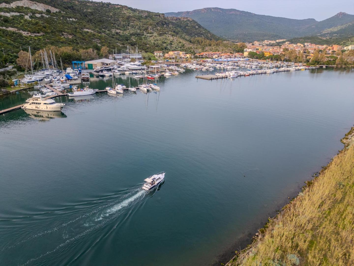 S'Apposentu - Un'Angolo Di Paradiso Con La Vista Sul Castello Bosa Buitenkant foto